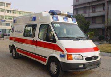 布拖县救护车租赁